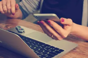 how to use ai to generate images